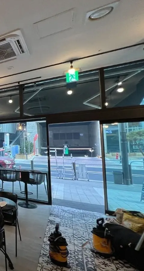 송파 카페 열차단필름 시공 사례